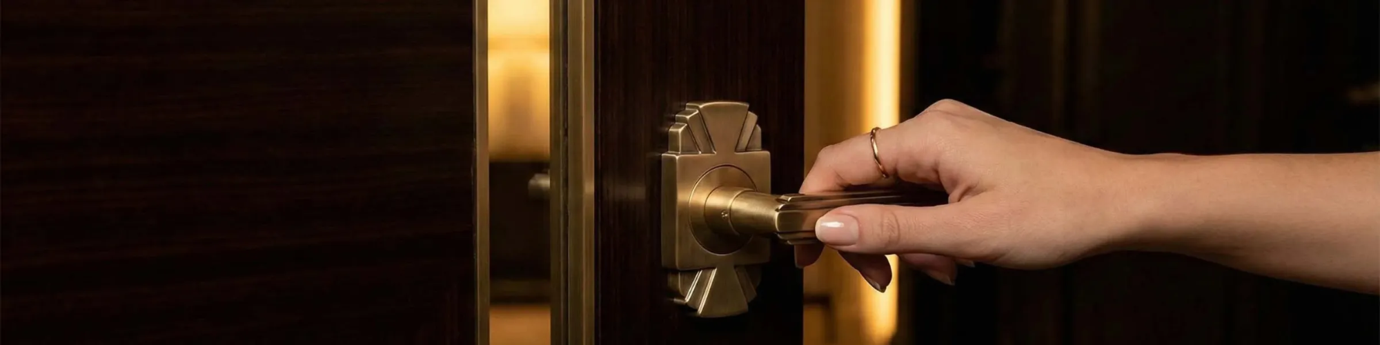 Discrétion et élégance, escort de prestige Genève