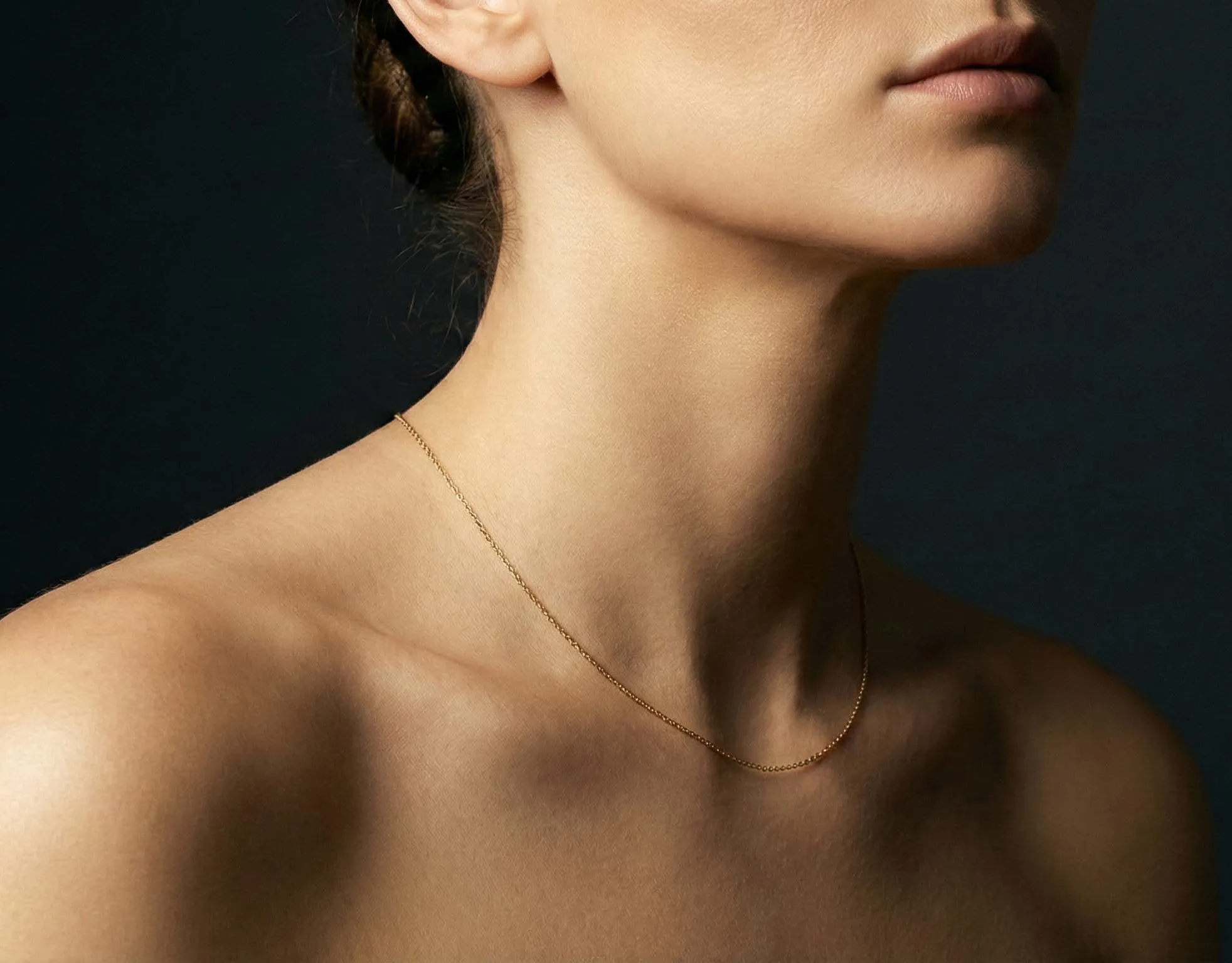 Portrait élégant, escort de luxe à Genève